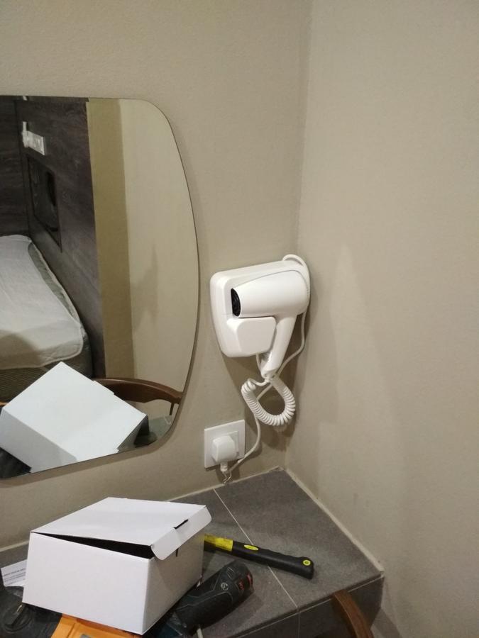 Qing Yun Resthouse -Delima Satu Hotell Kampong Serusup Exteriör bild